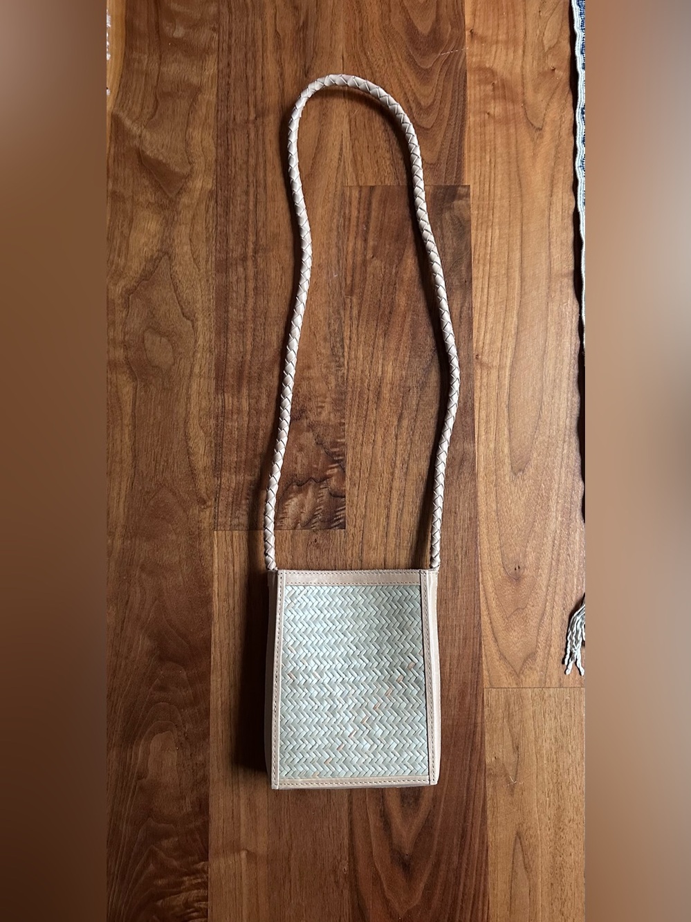 Bembien Porta Woven Crossbody